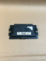 Bild in die Galerieansicht laden, BMW X5 E70 FRM2 Footwell Light Control Module FRM II 9170452 OEM