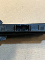 Bild in die Galerieansicht laden, BMW X5 E70 FRM3R Footwell Light Control Module LEAR 9230432 OEM