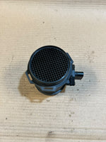 Bild in die Galerieansicht laden, 2000 BMW X5 E53 4.4i M62 Mass Air Flow Meter MAF Sensor RHD OEM