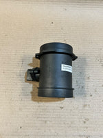 Bild in die Galerieansicht laden, 2000 BMW X5 E53 4.4i M62 Mass Air Flow Meter MAF Sensor RHD OEM