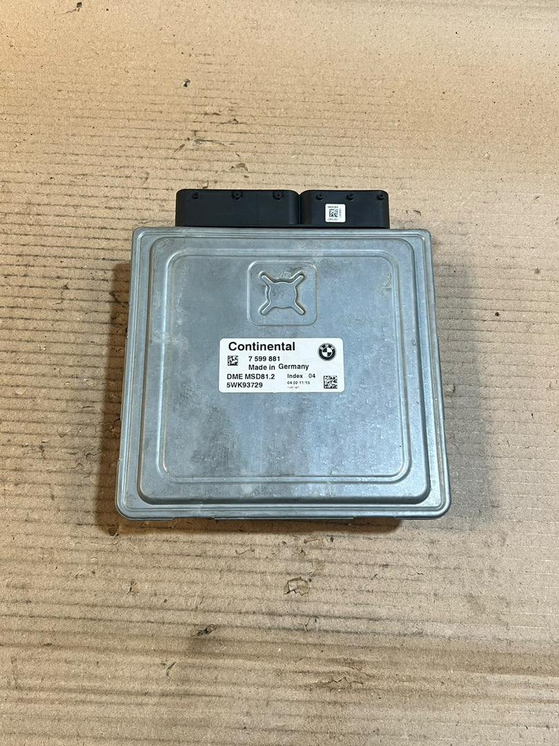 BMW 3 Series E90 320i MSD81 Engine Control Unit ECU DME 7599881 OEM