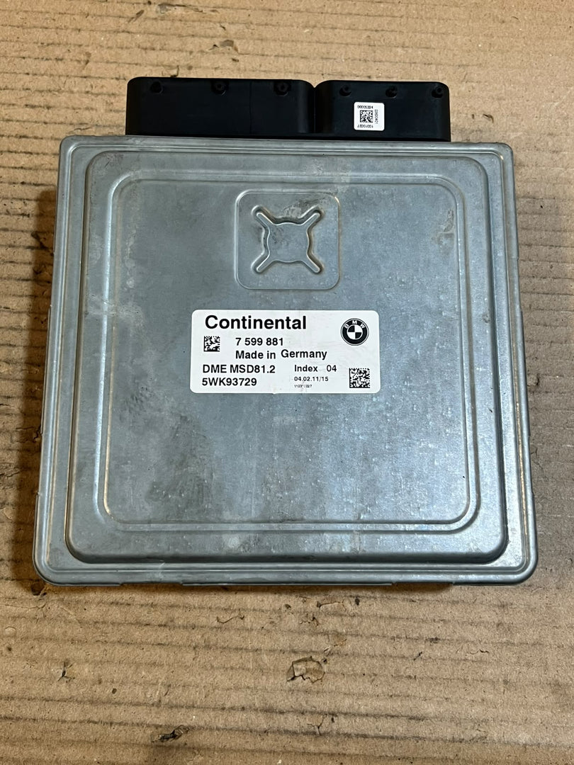 BMW 3 Series E90 320i MSD81 Engine Control Unit ECU DME 7599881 OEM