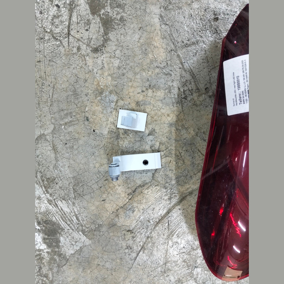 Stoplight G06 LCI + wheel arch + door hinges